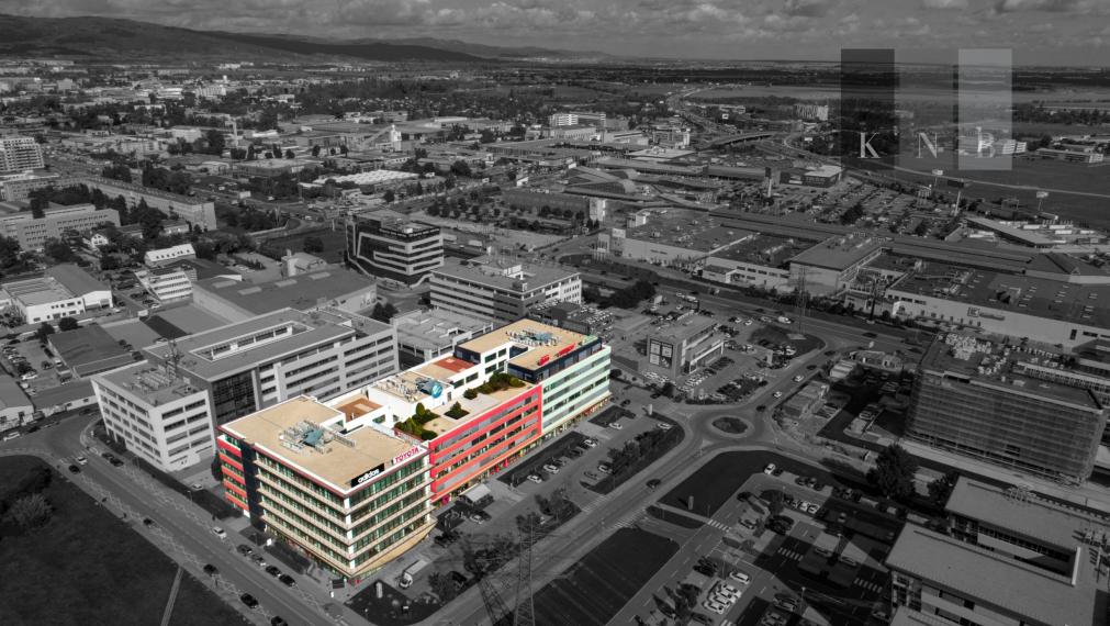 Prenájom prízemného obchodného priestoru 170 m² vo frekventovanej lokalite mesta Bratislava