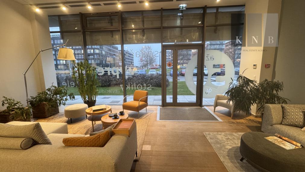 Prenájom prízemného obchodného priestoru 170 m² vo frekventovanej lokalite mesta Bratislava