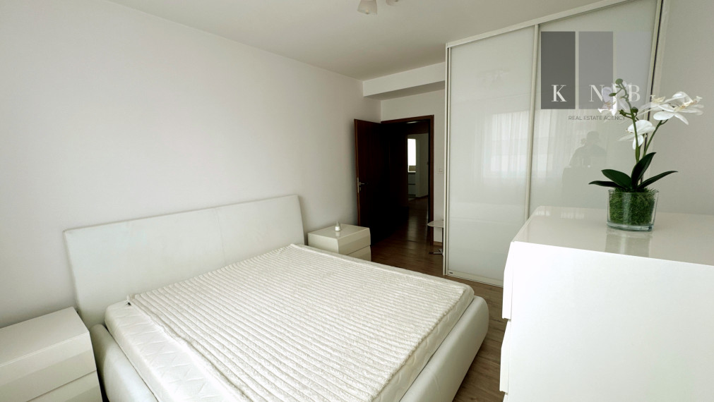 Rental of an above-standard 3-room apartment 88 m² with 2 parking spaces on Galvaniho Street in Bratislava