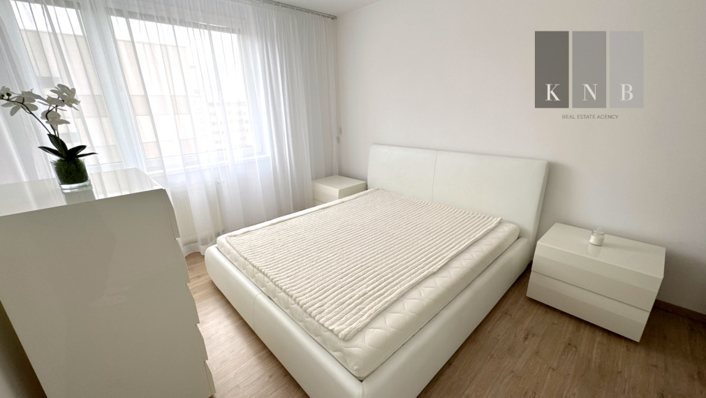 Rental of an above-standard 3-room apartment 88 m² with 2 parking spaces on Galvaniho Street in Bratislava