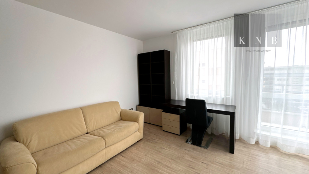 Rental of an above-standard 3-room apartment 88 m² with 2 parking spaces on Galvaniho Street in Bratislava