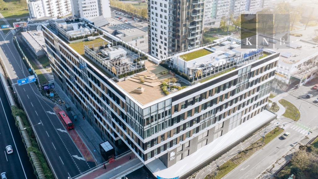 Prenájom samostatného kancelárskeho traktu 200 m² v jedinečnej budove Einpark v meste Bratislava