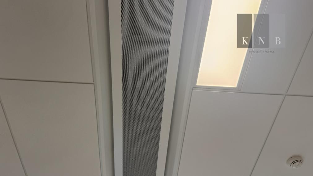 Prenájom samostatného kancelárskeho traktu 200 m² v jedinečnej budove Einpark v meste Bratislava