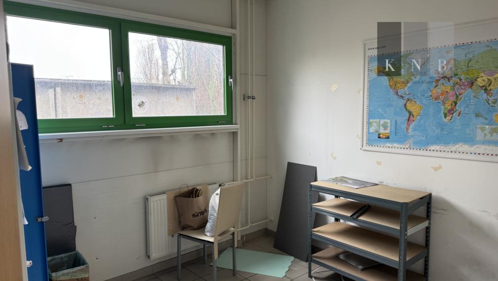 Prenájom 2-podlažného obchodno-skladového priestoru 700 m² na Bajkalskej ulici v meste Bratislava