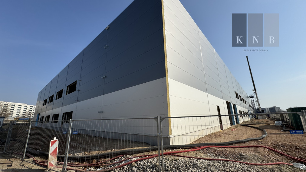 Prenájom priestoru od 450 m² v kombinácii SKLAD, SHOWROOM, KANCELÁRIA s tepelnými čerpadlami v meste Bratislava