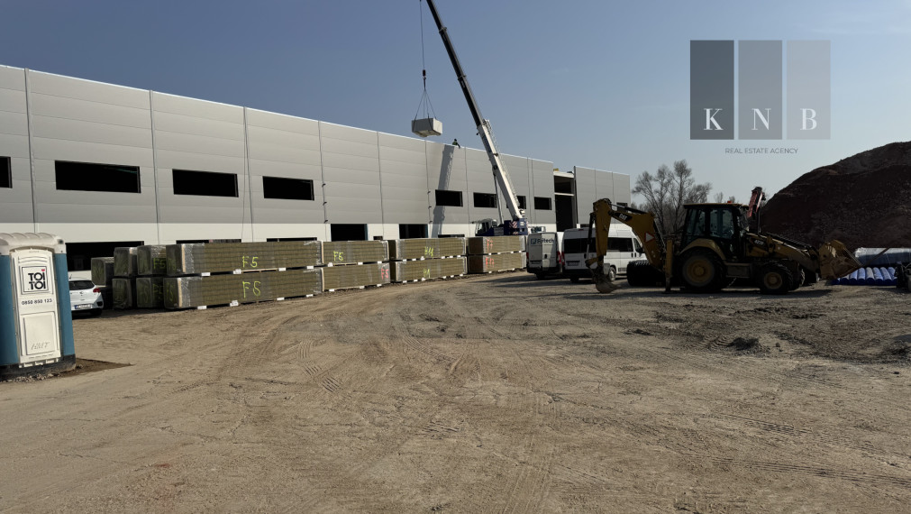 Prenájom priestoru od 450 m² v kombinácii SKLAD, SHOWROOM, KANCELÁRIA s tepelnými čerpadlami v meste Bratislava