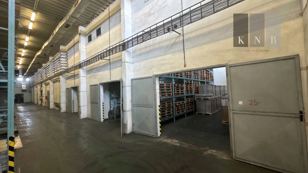 Predaj logistického areálu colného skladu 23 400 m² s koľajovou prípojkou v blízkosti prekladiska Čierna nad Tisou