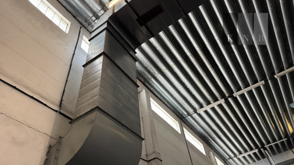 Predaj logistického areálu colného skladu 23 400 m² s koľajovou prípojkou v blízkosti prekladiska Čierna nad Tisou