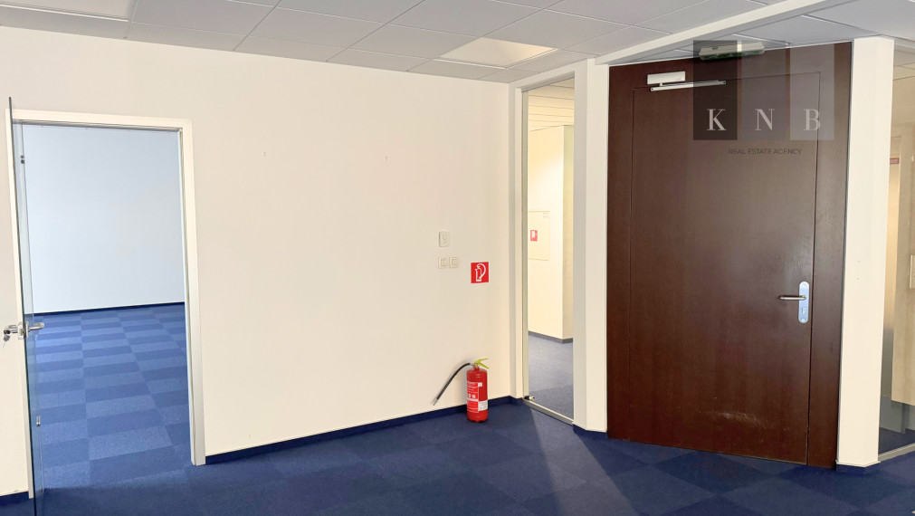 Self-contained commercial unit for rent from 335 m² in the Aupark retail center in Piešťany