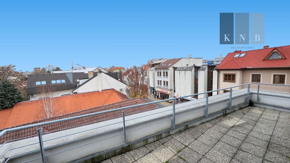 Self-contained commercial unit for rent from 335 m² in the Aupark retail center in Piešťany