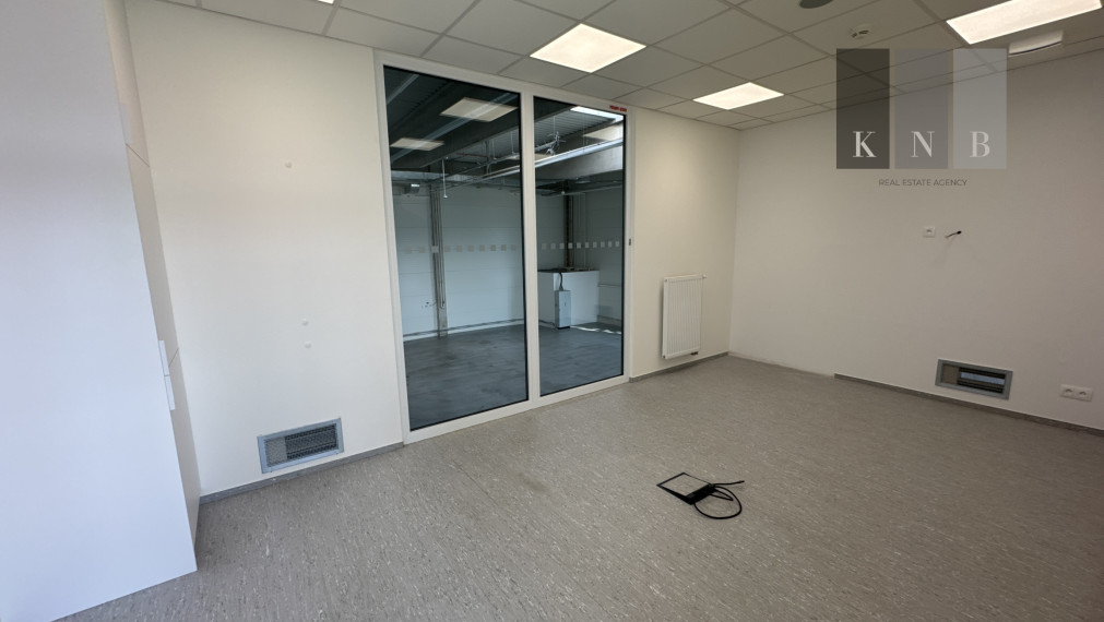 Production and warehouse space for rent 809 m² + offices 161 m² in the Bratislava – Bory area