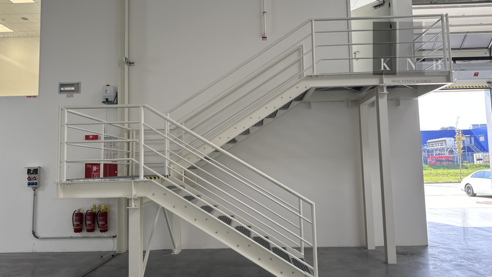Production and warehouse space for rent 809 m² + offices 161 m² in the Bratislava – Bory area