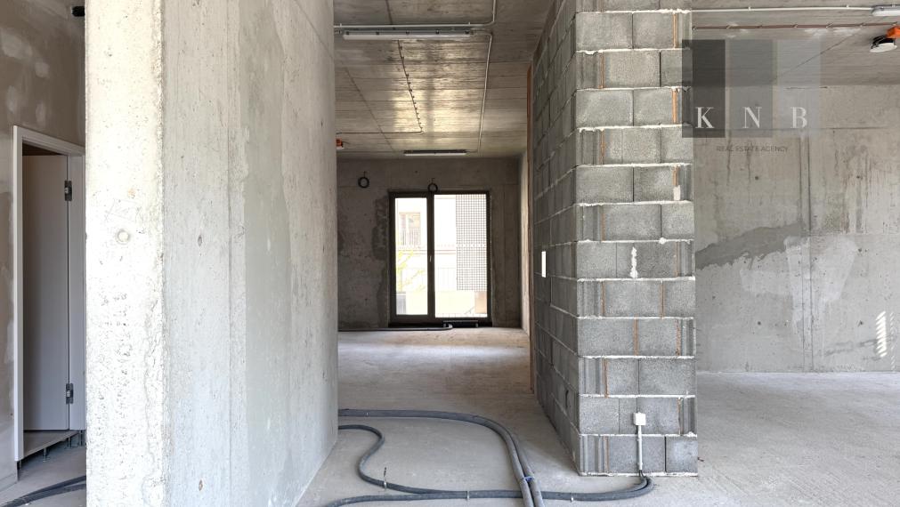 Predaj samostatného kancelárskeho priestoru 172,9 m² v úplne novej rezidenčnej budove na Račianskej ulici v meste Bratislava