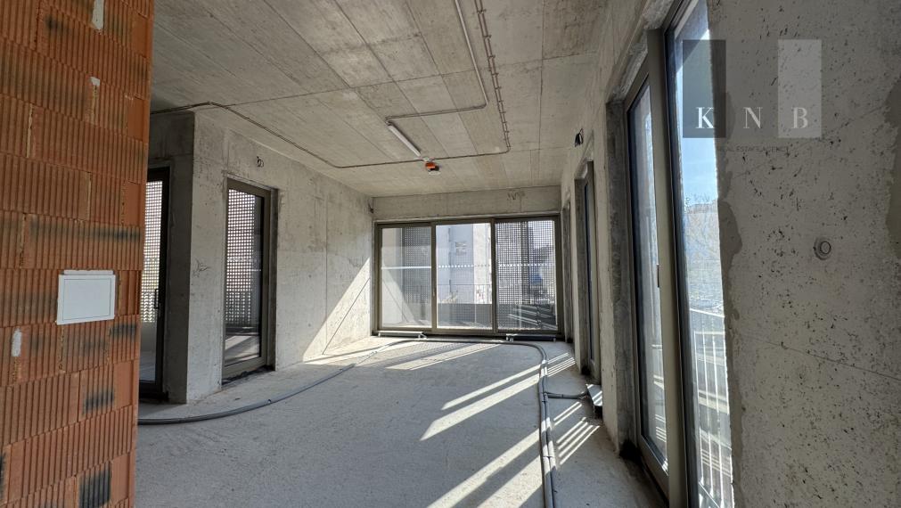 Predaj samostatného kancelárskeho priestoru 172,9 m² v úplne novej rezidenčnej budove na Račianskej ulici v meste Bratislava