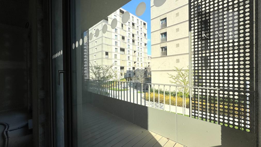 Predaj samostatného kancelárskeho priestoru 172,9 m² v úplne novej rezidenčnej budove na Račianskej ulici v meste Bratislava