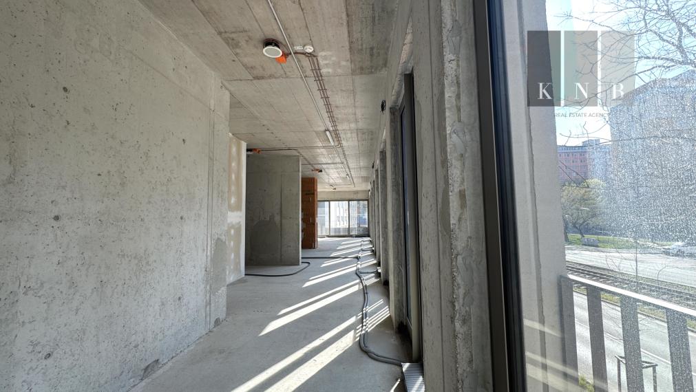 Predaj samostatného kancelárskeho priestoru 172,9 m² v úplne novej rezidenčnej budove na Račianskej ulici v meste Bratislava