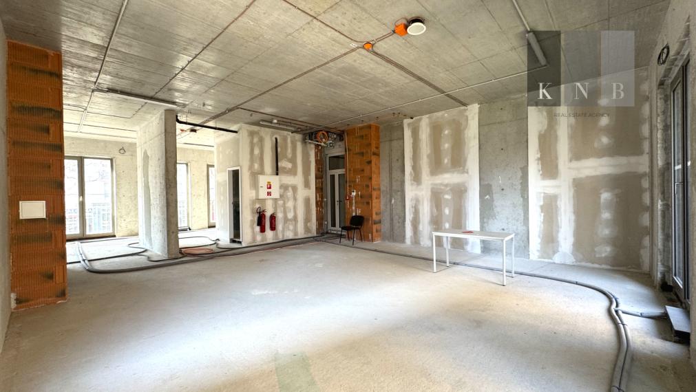 Predaj samostatného kancelárskeho priestoru 172,9 m² v úplne novej rezidenčnej budove na Račianskej ulici v meste Bratislava