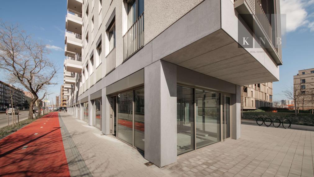 Predaj samostatného kancelárskeho priestoru 172,9 m² v úplne novej rezidenčnej budove na Račianskej ulici v meste Bratislava