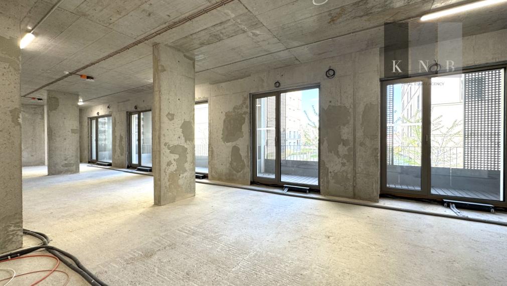 Predaj samostatného kancelárskeho priestoru 174,3 m² v úplne novej rezidenčnej budove na Račianskej ulici v meste Bratislava