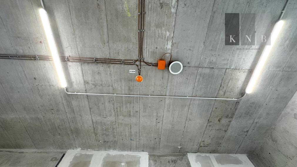 Predaj samostatného kancelárskeho priestoru 174,3 m² v úplne novej rezidenčnej budove na Račianskej ulici v meste Bratislava