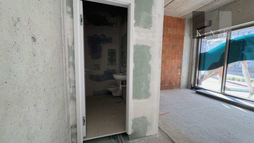 Predaj prízemného obchodného priestoru 62,79 m² v úplne novej rezidenčnej budove na Račianskej ulici v meste Bratislava