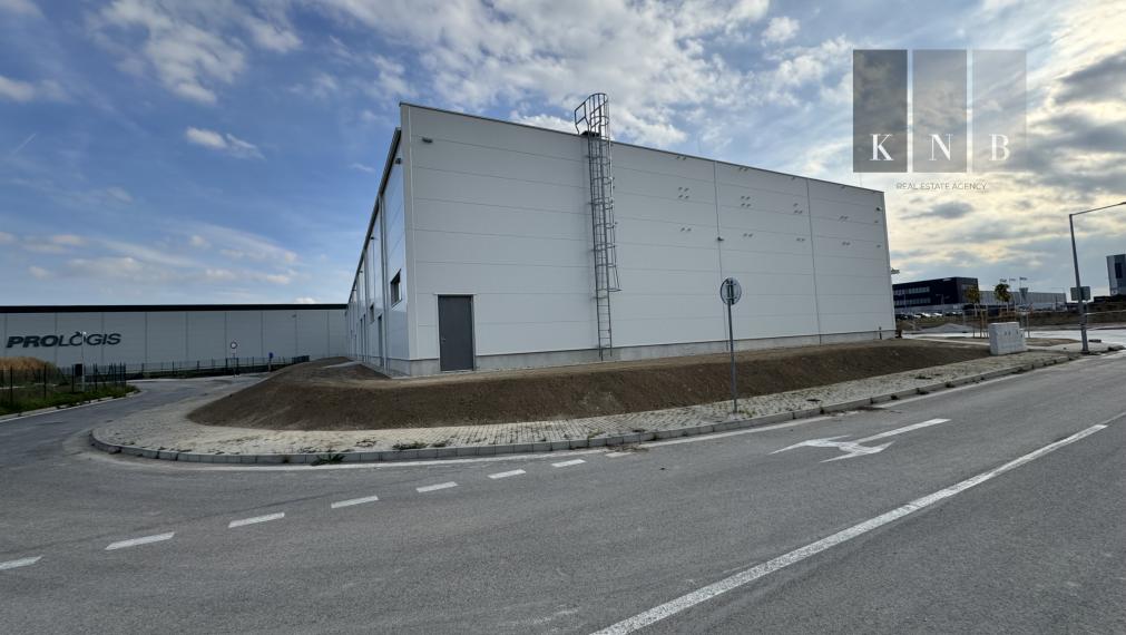 Budúca výstavba obchodných skladov na prenájom – obchod / sklad / kancelária od 650 m² v meste Senec