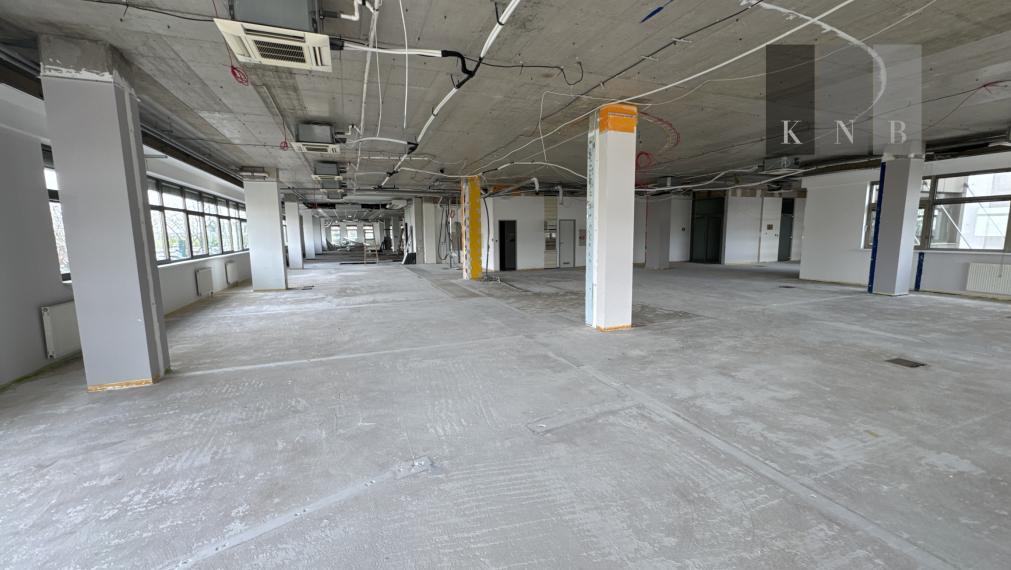 Prenájom samostatného kancelárskeho priestoru 317 m² v GBC I v meste Bratislava