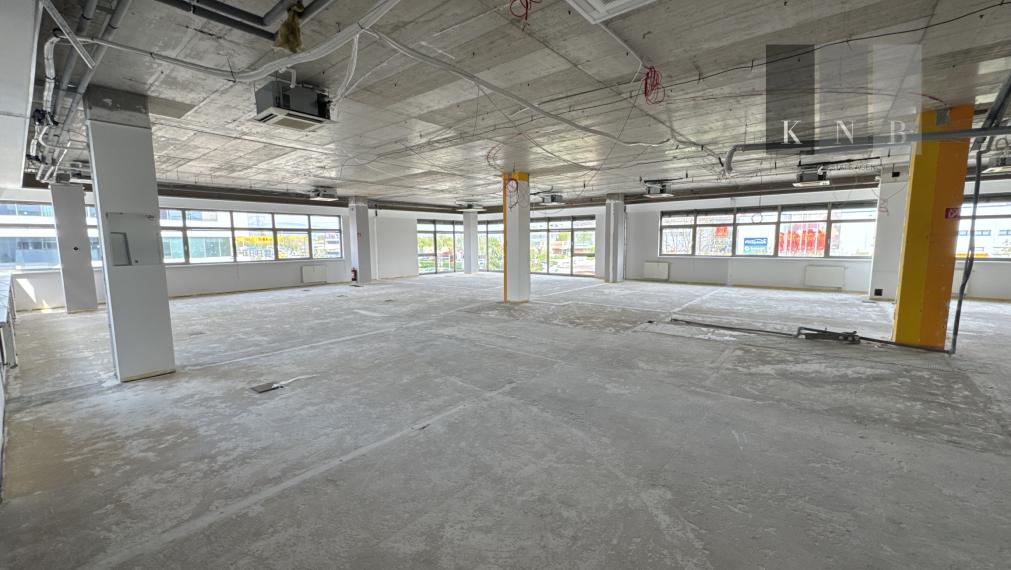 Prenájom samostatného kancelárskeho priestoru 317 m² v GBC I v meste Bratislava