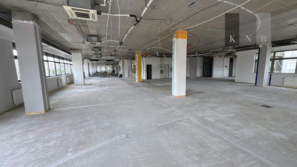 Prenájom samostatného kancelárskeho priestoru 586 m² v GBC I v meste Bratislava
