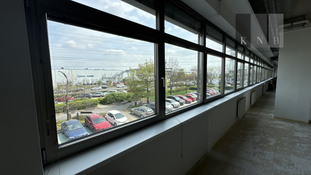 Prenájom samostatného kancelárskeho priestoru 586 m² v GBC I v meste Bratislava