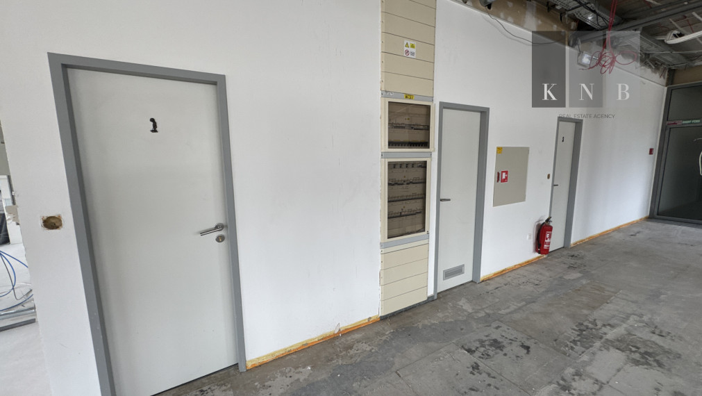 Prenájom samostatného kancelárskeho priestoru 586 m² v GBC I v meste Bratislava