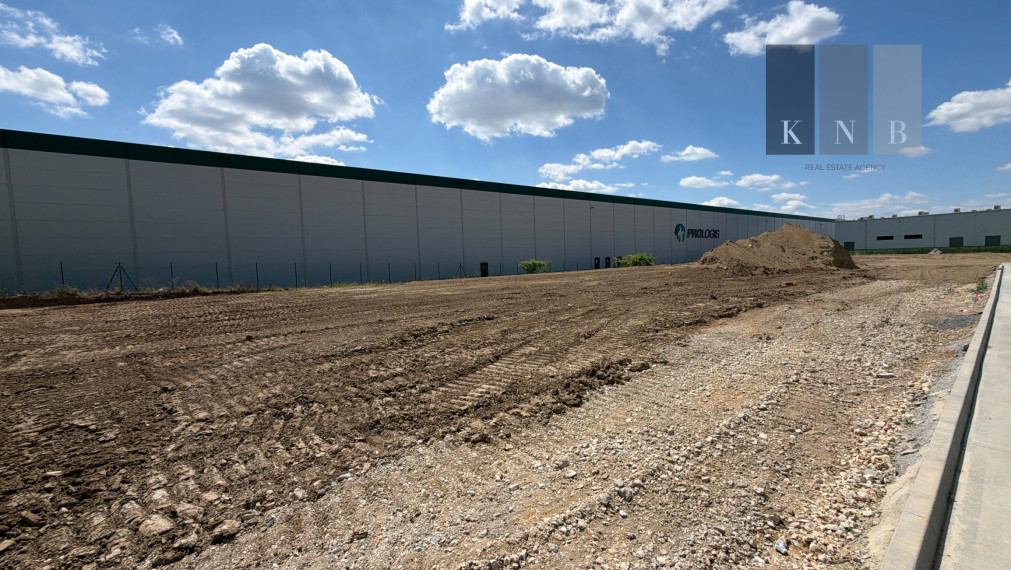 Hala na mieru a podľa požiadaviek nájomncu – obchod / sklad / kancelária od 650 m² v meste Senec