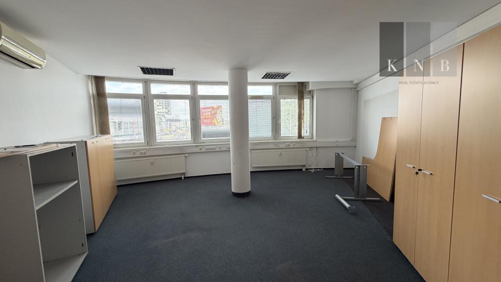 5-room non-residential space 180 m² for sale on Trnavská cesta Street in Bratislava