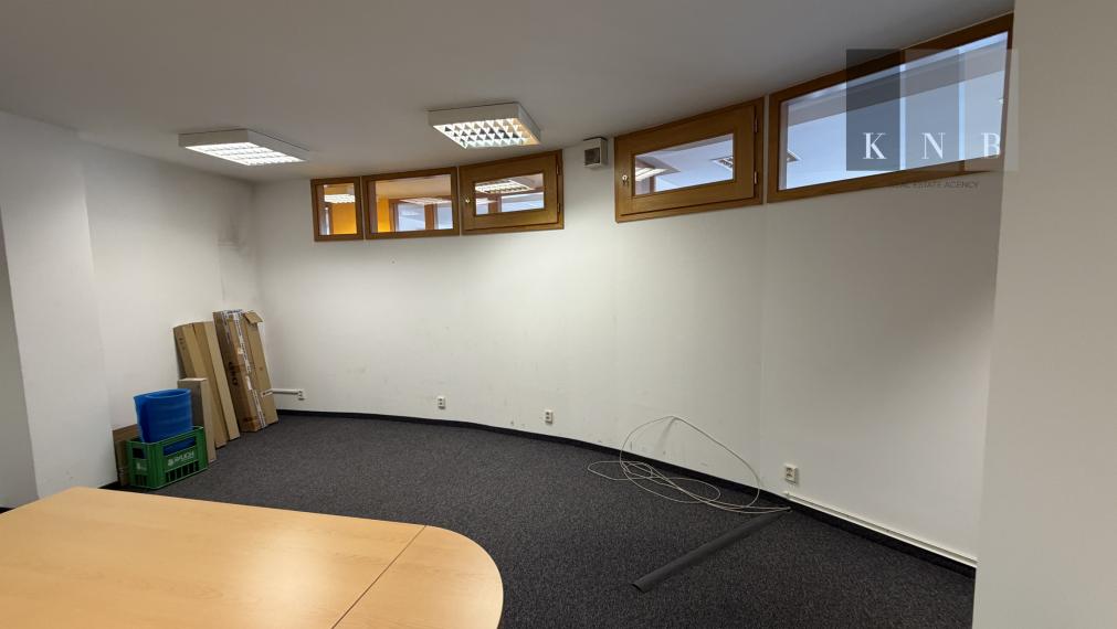 5-room non-residential space 180 m² for sale on Trnavská cesta Street in Bratislava