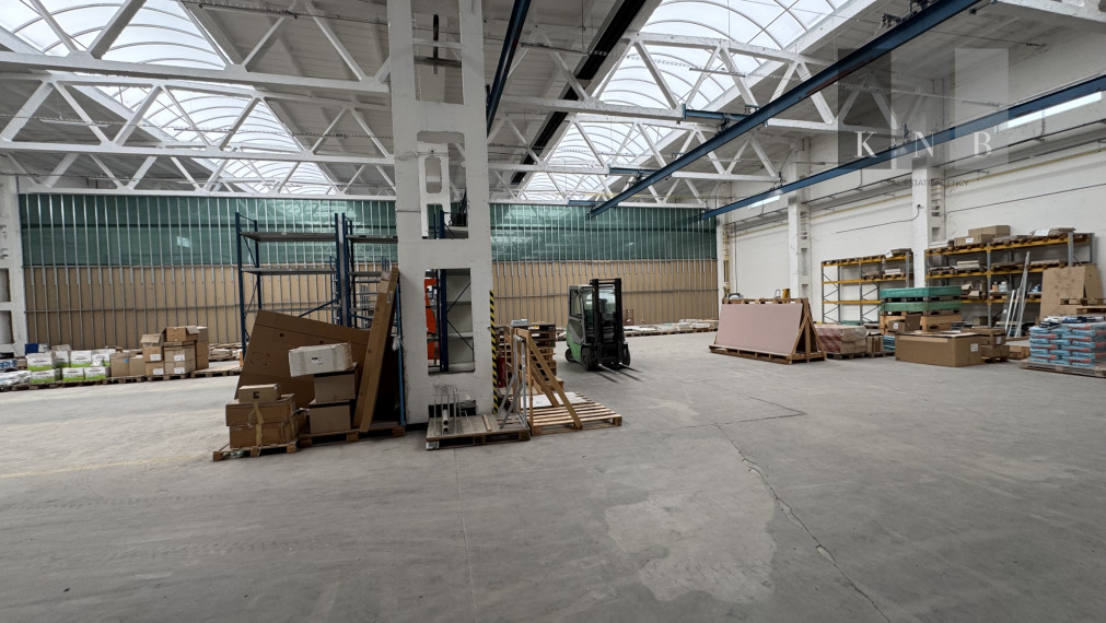 Prenájom skladového priestoru 1070 m² v meste Bratislava