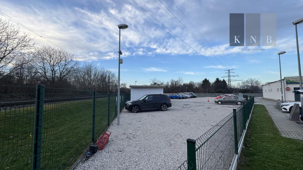 Predaj areálu autocentra 4572 m² na ulici Panónska cesta v meste Bratislava