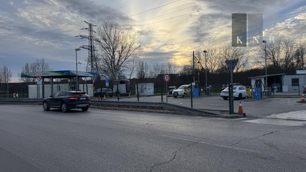 Predaj areálu autocentra 4572 m² na ulici Panónska cesta v meste Bratislava