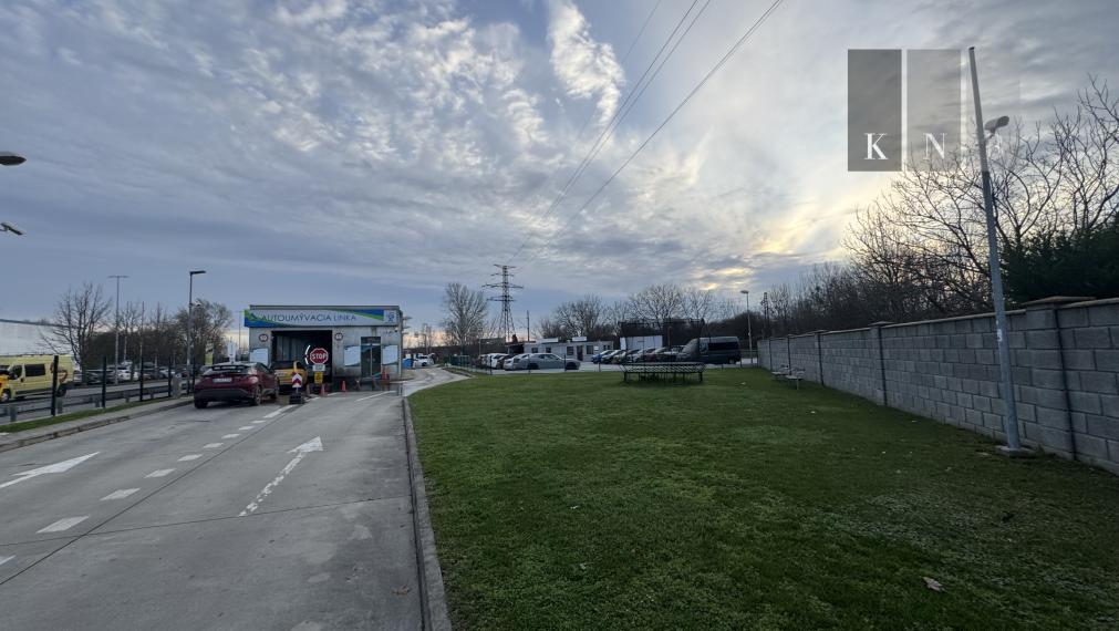 Predaj areálu autocentra 4572 m² na ulici Panónska cesta v meste Bratislava