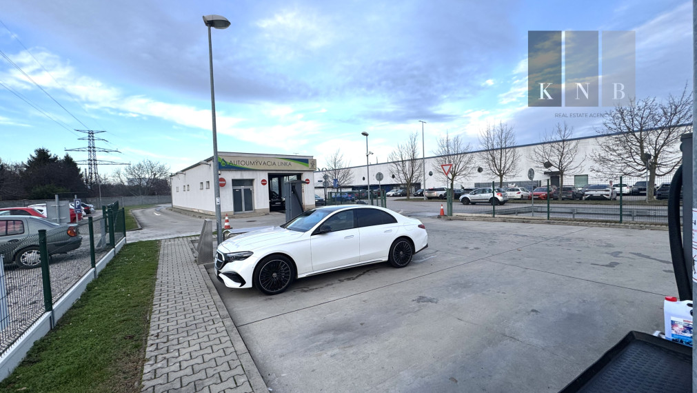 Sale of a car centre complex 4572 m² on Panónska cesta street in Bratislava