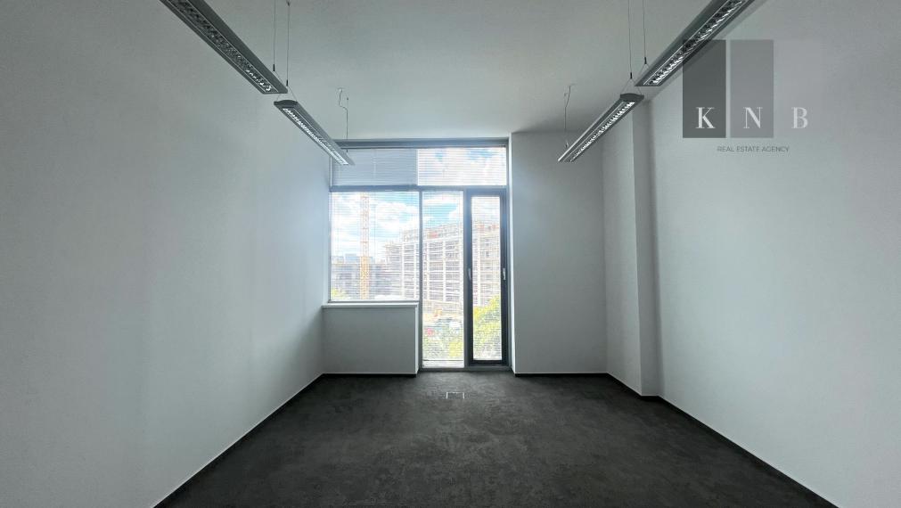 Prenájom moderných kancelárií od 24 m² do 138 m² v skvelej lokalite na Galvaniho ulici, Bratislava – Ružinov