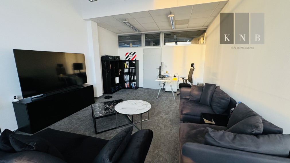 Prenájom moderných kancelárií od 24 m² do 138 m² v skvelej lokalite na Galvaniho ulici, Bratislava – Ružinov