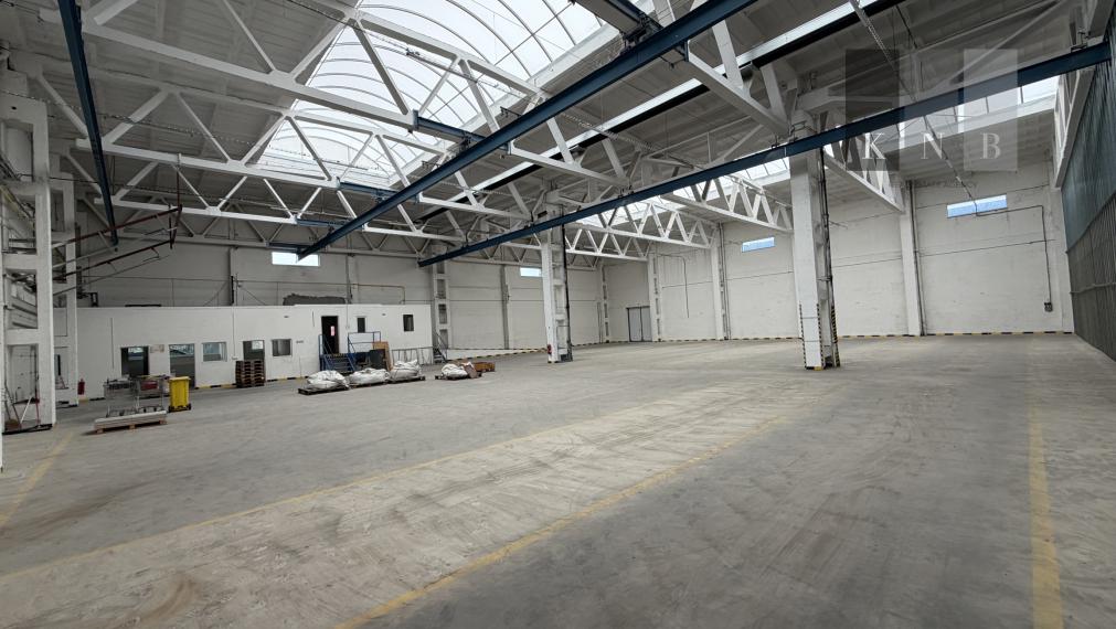 Prenájom skladového priestoru 1081 m² v meste Bratislava