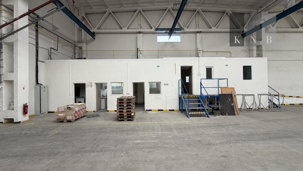 Prenájom skladového priestoru 1081 m² v meste Bratislava