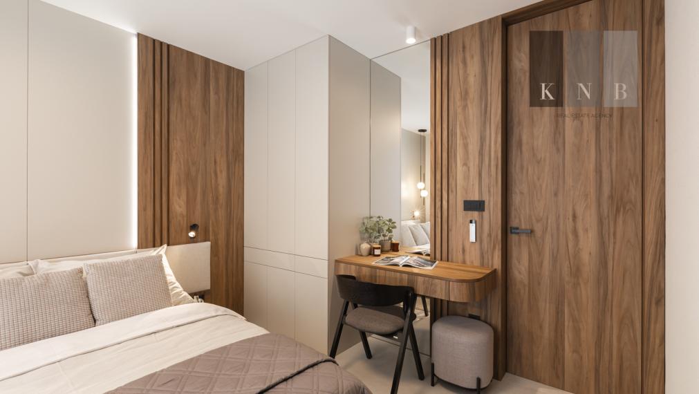 Predaj úplne nového, luxusného a kompletne zariadeného apartmánu s bazénom iba 100 metrov od mora – Rogoznica, Chorvátsko