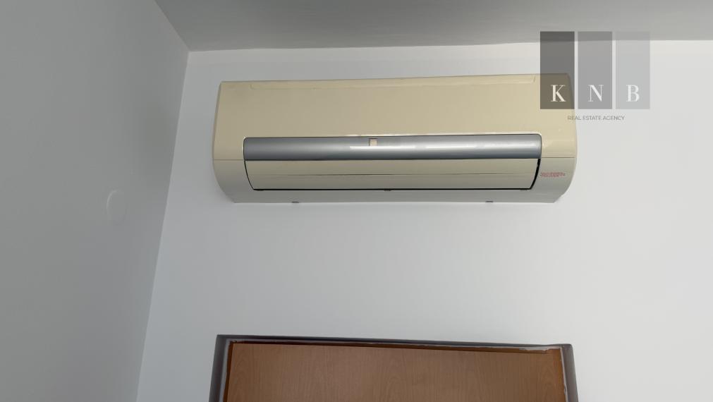 Prenájom samostatnej kancelárie 17 m² na prízemí kancelárskej budovy – Miletičova ulica, Bratislava