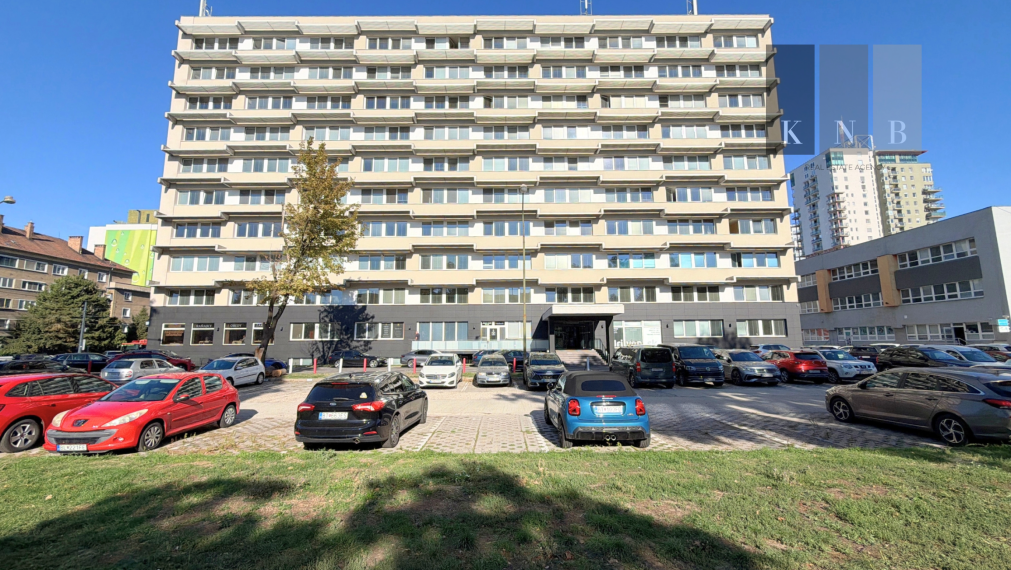 Prenájom samostatnej kancelárie 17 m² – Miletičova ulica, Bratislava