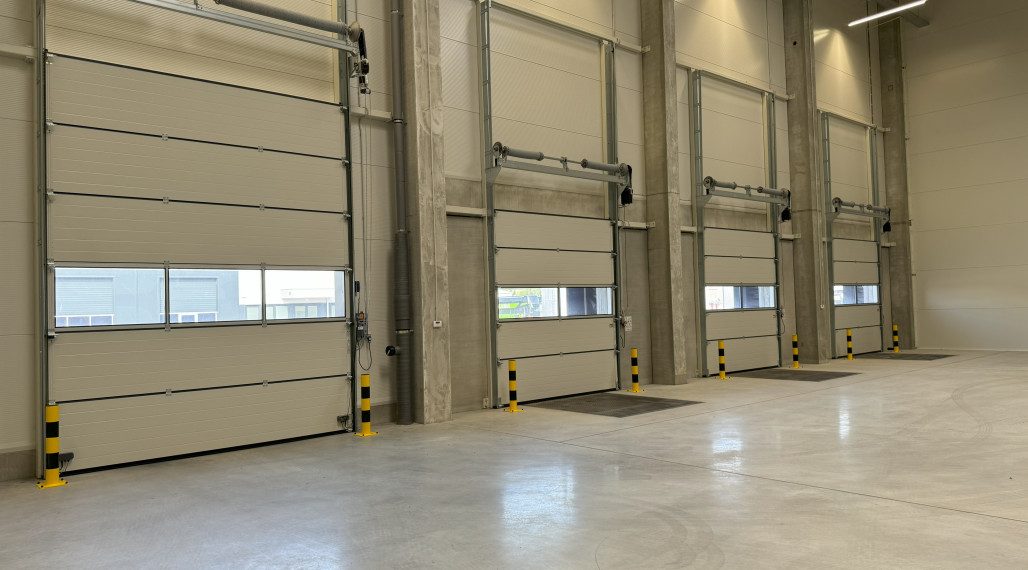 New warehouse space for rent 1879 m² including offices directly in the city of Bratislava