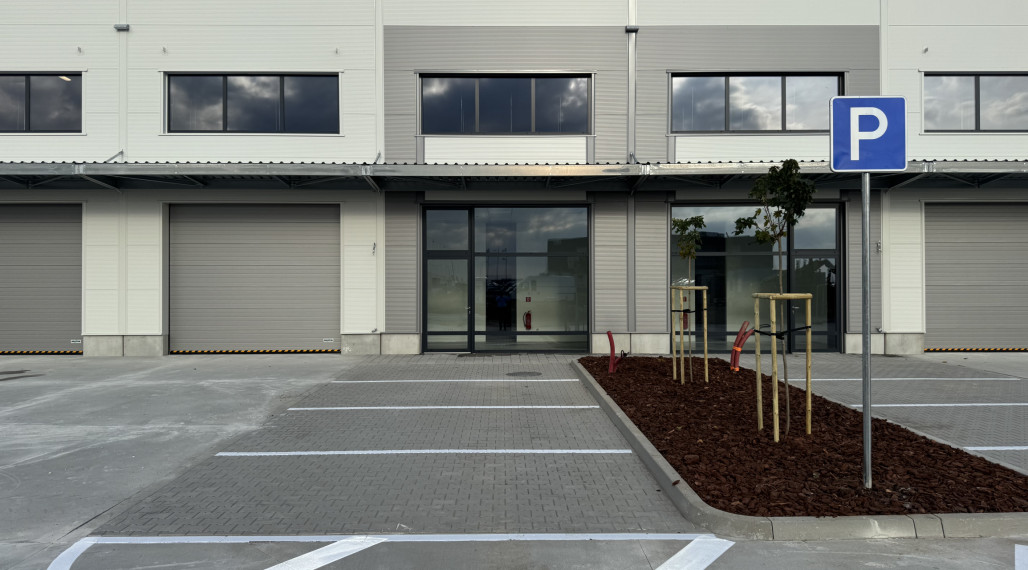Predaj novopostaveného obchodného skladu 300 m² pri diaľnici D1 SENEC