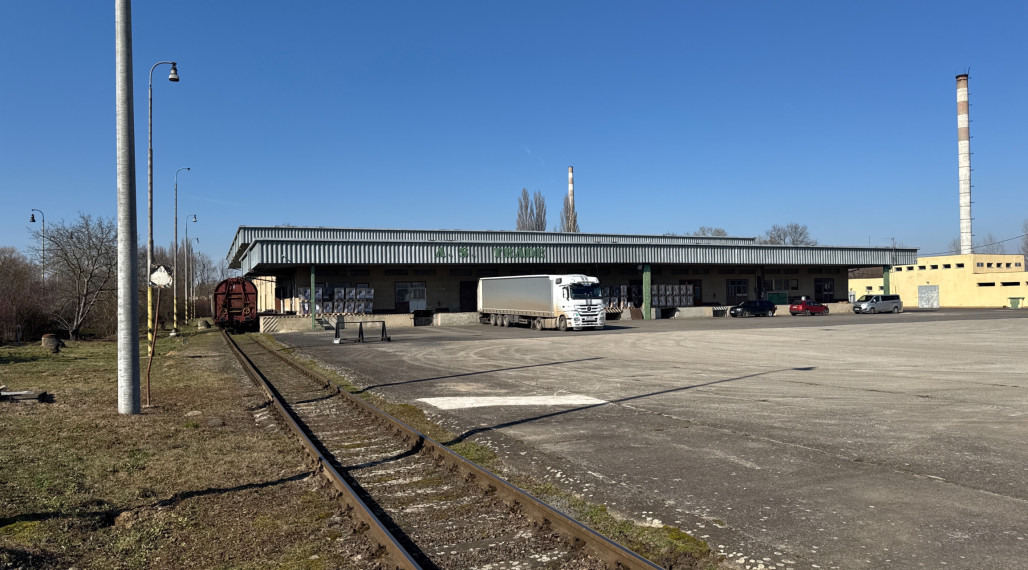 Predaj logistického areálu colného skladu 23 400 m² s koľajovou prípojkou v blízkosti prekladiska Čierna nad Tisou