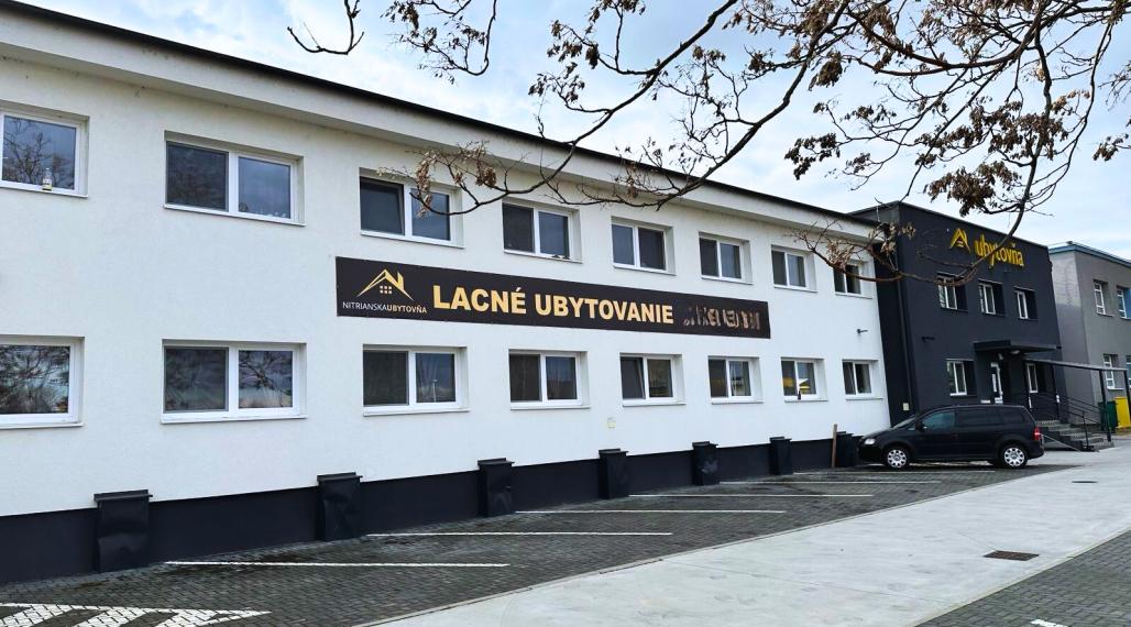 Predaj kompletne zrekonštruovanej a 100% obsadenej ubytovne v meste Nitra